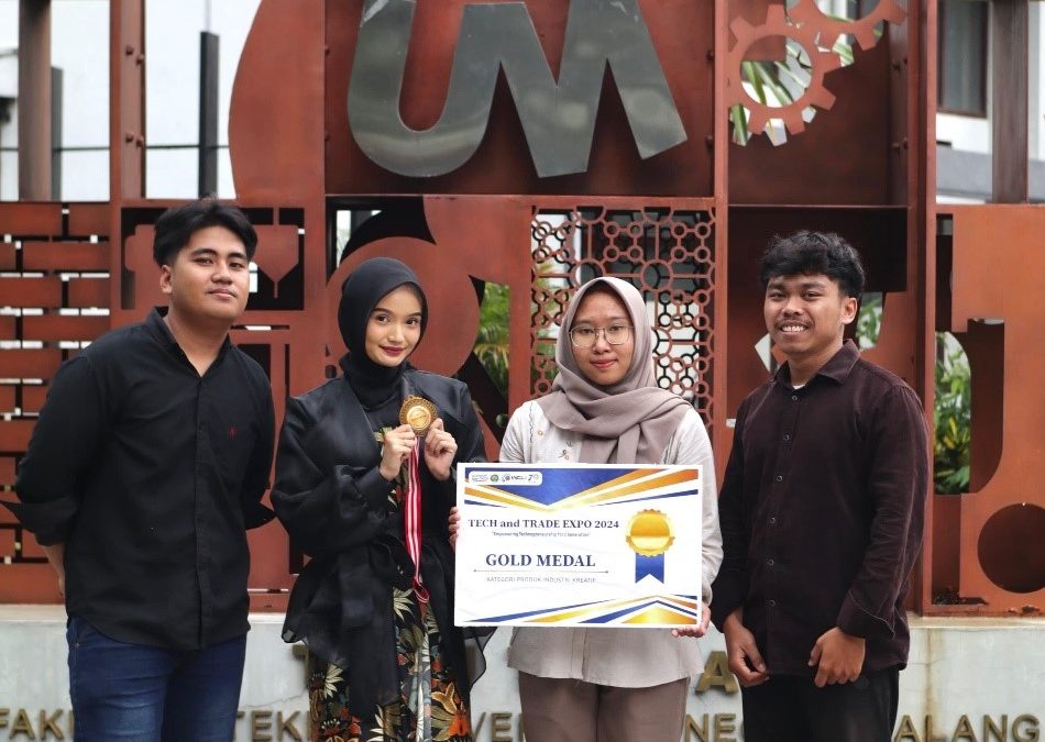 Biji Nangka Jadi Solusi! “Edible Spoon” Sabet Emas dan Menjadi Harapan Baru untuk Dunia Tanpa Plastik