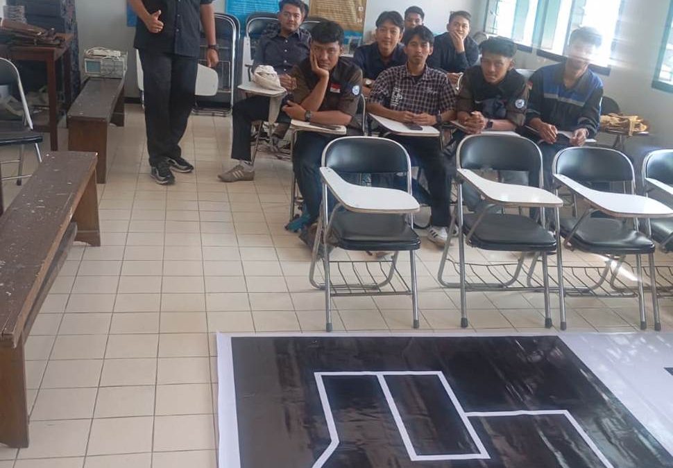 Departemen Teknik Elektro dan Informatika UM Melaksanakan Co-teaching Robotika Guna Mendukung Pendidikan Berkualitas dan Modernisasi Sektor Industri